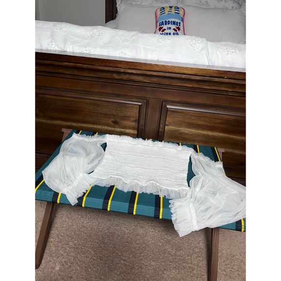 Buckle White Sheer Sleeve Crop Top - Picture 2 of 7